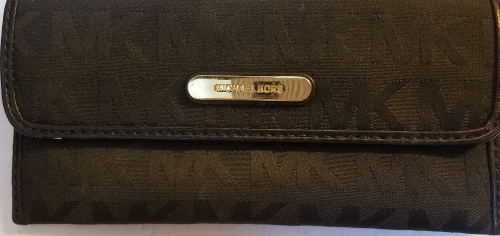 BLACK MICHAEL KORS WALLET